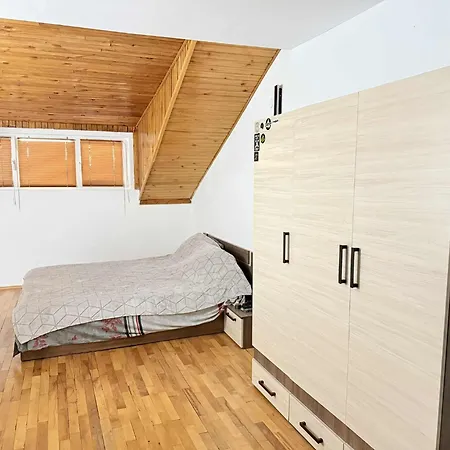 Cozy Two Maisonette * Samokov